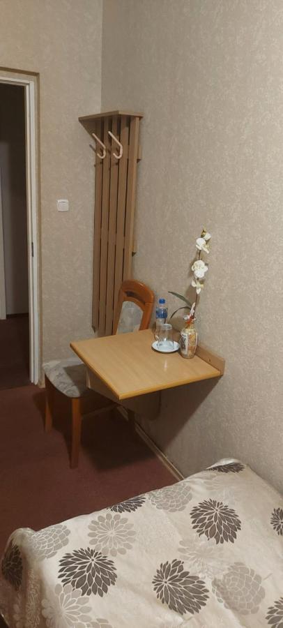 Motel Pauza Tarnowo Podgórne Exterior foto
